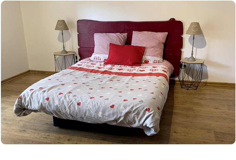 Chambres d'hôtes - La Ferme Du Pont Des Aulnes - Mazures gite - bien manger LES MAZURES